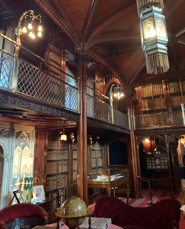 Arundel castle library