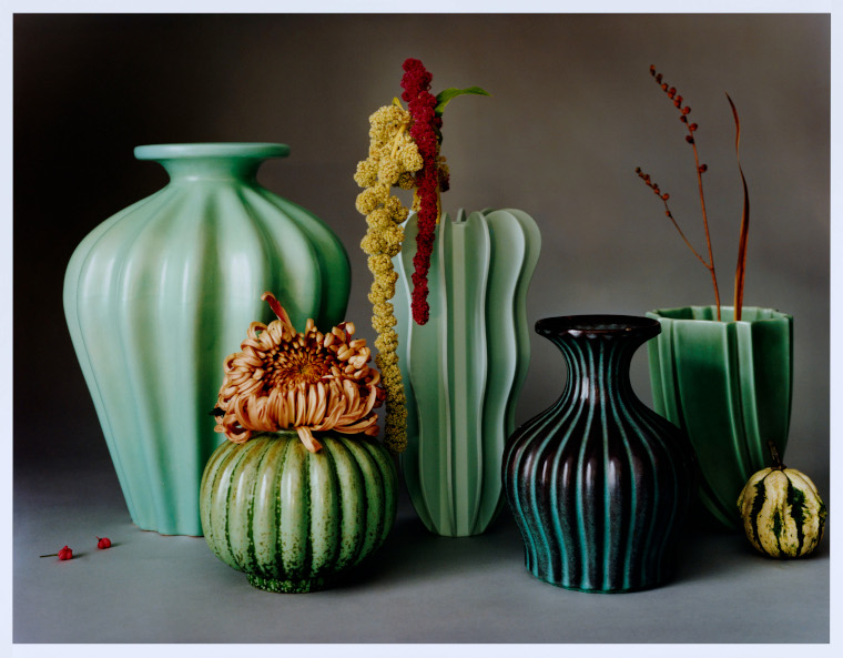 Vintage vases from Archyvio
